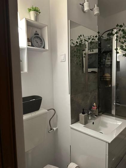 Apartament cu 4 camere în Hunedoara