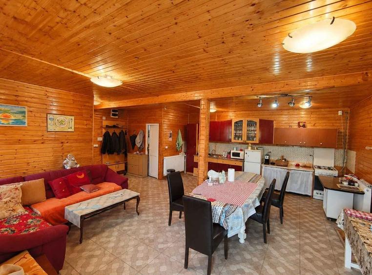 Casă individuală cu 3 camere cu Teren 4453 Mp în Cojocna