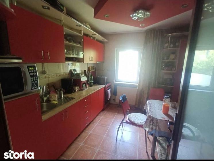 cv 194 V.Tepes, apartament 3 camere decomandat , etaj I + garaj+beci - 6