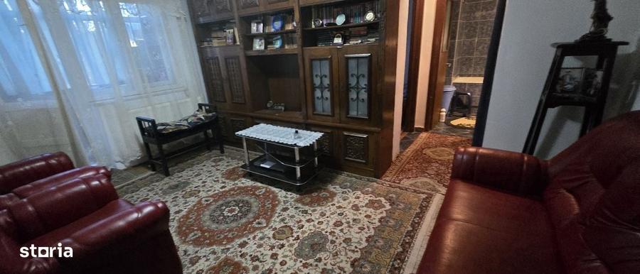 Apartament cu 2 camere în Micro 9