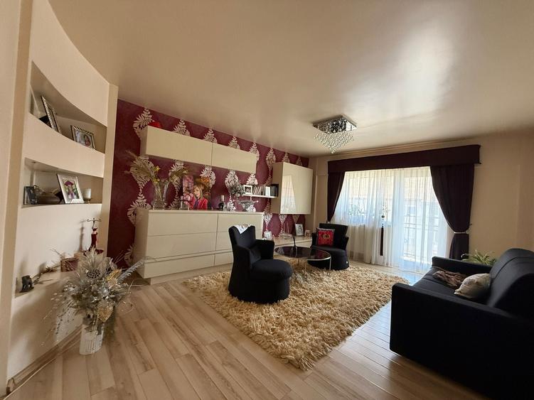 Apartament cu 2 camere decomandat în Carpați 2