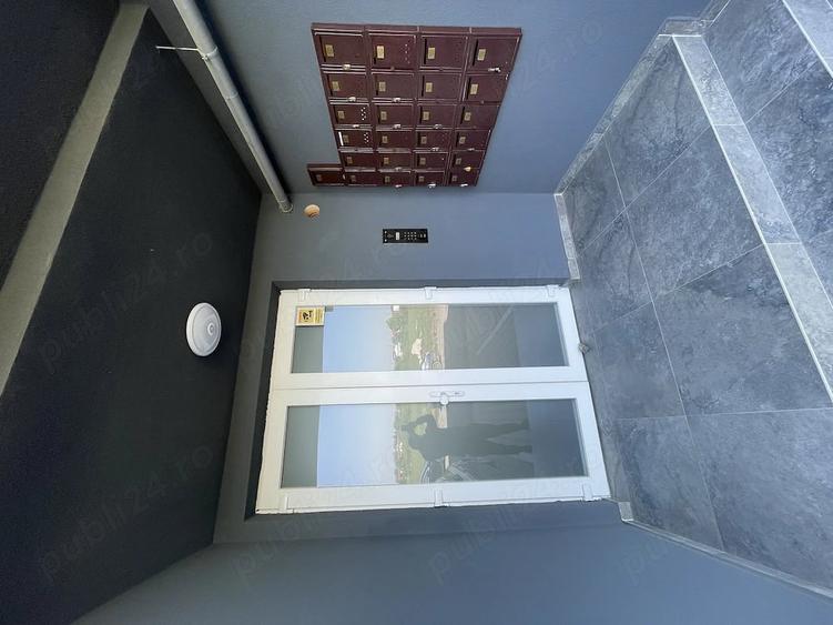 Apartament cu 2 camere decomandat în Neptun