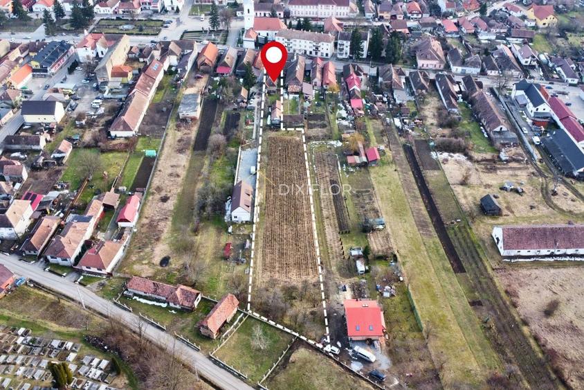Casă individuală cu 2 camere cu Canalizare în Central