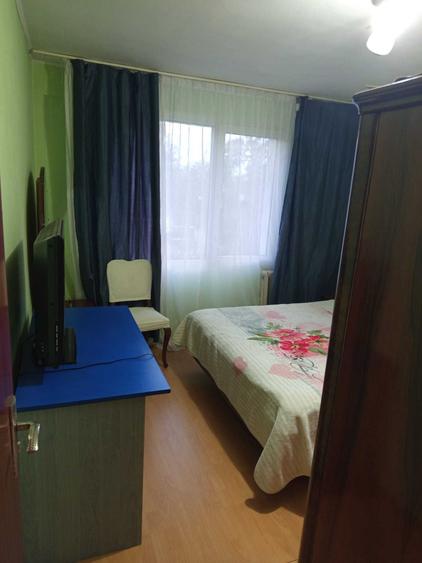 Apartament cu 2 camere semidecomandat în Fundeni