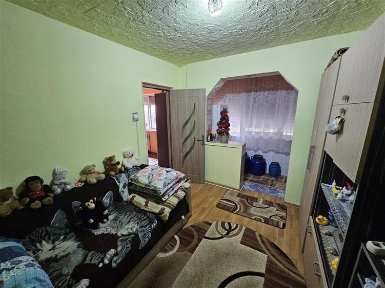 Apartament cu 2 camere nedecomandat, mobilat în Micro I