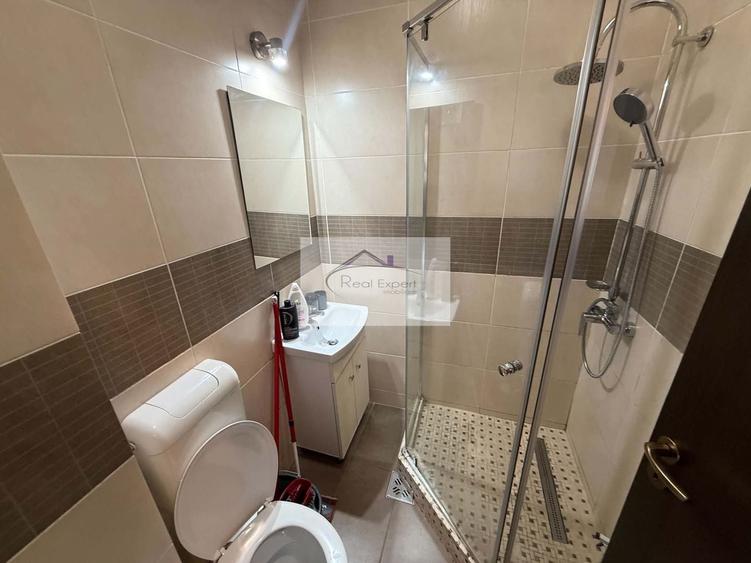Apartament cu 4 camere decomandat în Bună Ziua