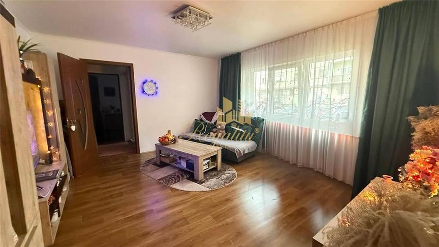 Apartament cu 2 camere semidecomandat, mobilat în Soarelui — fotografia 1
