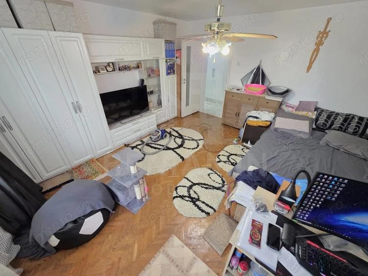 Apartament cu 2 camere decomandat în Ultracentral