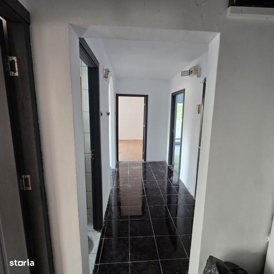 Apartament cu 3 camere în Rogerius