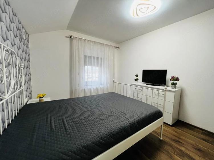 Casă cu 5 camere cu Teren 860 Mp în Sânmihaiu German