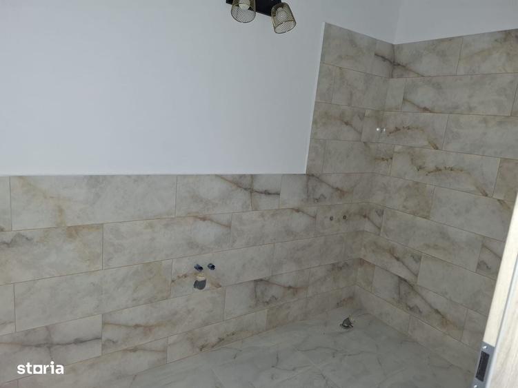 Casă cu 3 camere cu Teren 235 Mp în Central