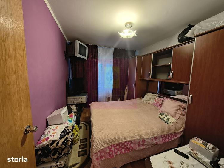 Apartament cu 3 camere decomandat în Colentina