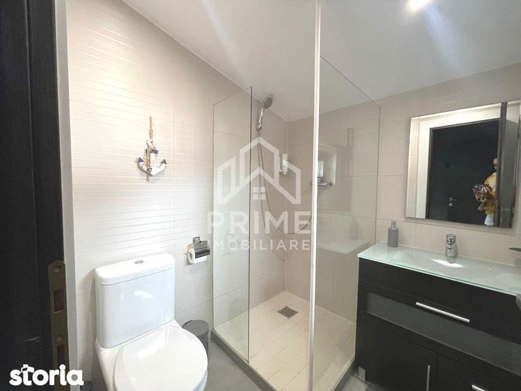 Casă cu 6 camere cu Teren 940 Mp în Câlnic