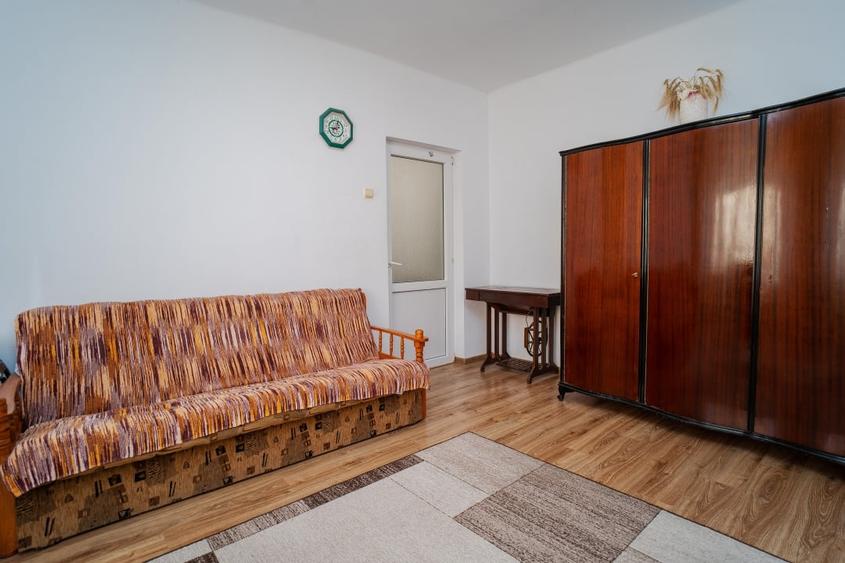 Duplex cu 4 camere cu Canalizare în Central