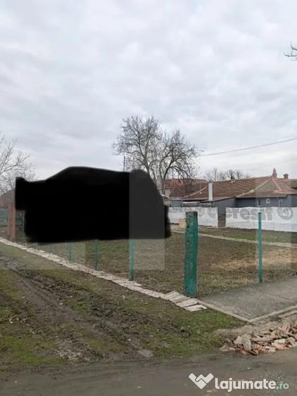 Casă cu 2 camere cu Teren 403 Mp în Ronaț