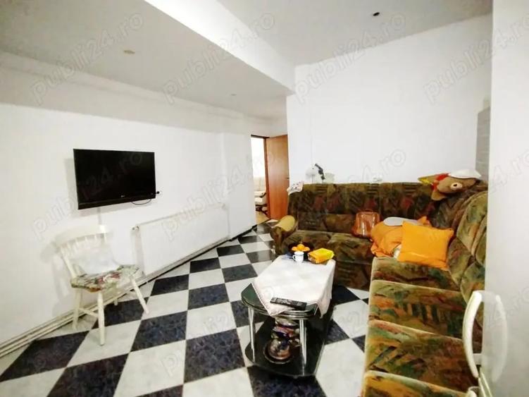 Apartament cu 2 camere semidecomandat în Sinaia