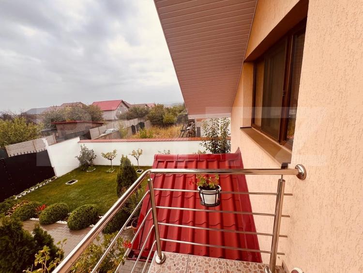 Casă individuală cu 4 camere cu Canalizare în Malu Mare