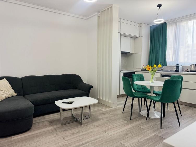 Apartament cu 2 camere semidecomandat, mobilat în Torontalului