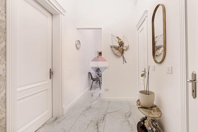 Apartament cu 3 camere semidecomandat în Ultracentral