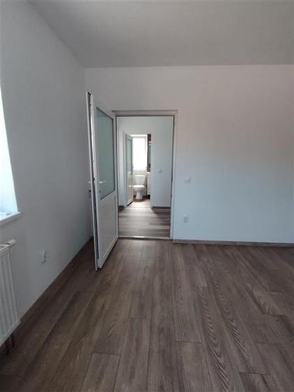 Casă individuală cu 2 camere cu Canalizare în Valea Strâmbă