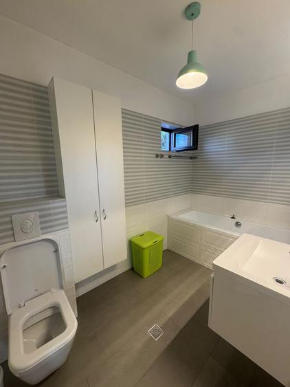 Casă cu 4 camere cu Teren 100 Mp în Gheorgheni