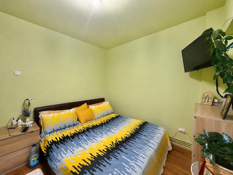 Apartament cu 2 camere decomandat, mobilat în Dâmbovița