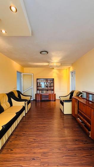 Apartament cu 3 camere în Țiglina 3