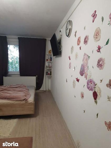 Apartament cu 4 camere, mobilat în Berceni