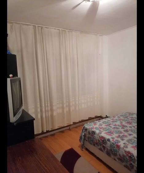 Apartament cu 2 camere decomandat în Traian
