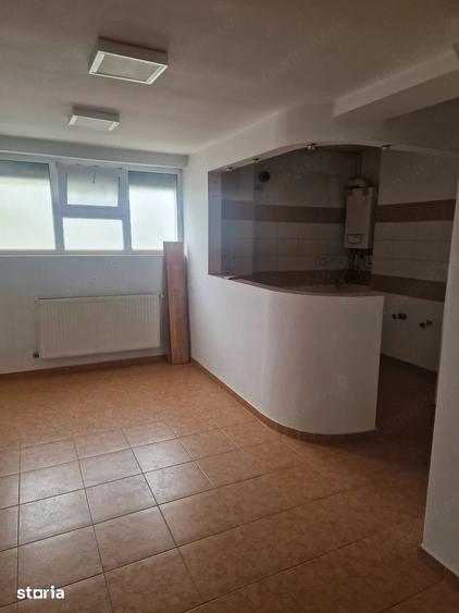 Spațiu comercial, de 70 mp, în Alexandriei