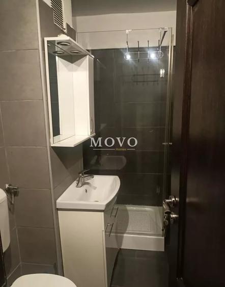 Garsonieră decomandată, mobilată în Badea Cârțan