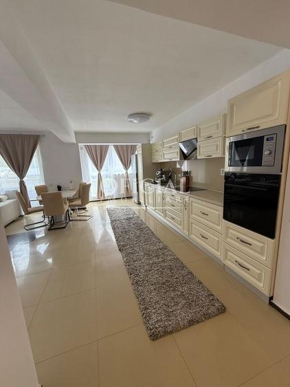 Apartament cu 3 camere semidecomandat, mobilat în Florești