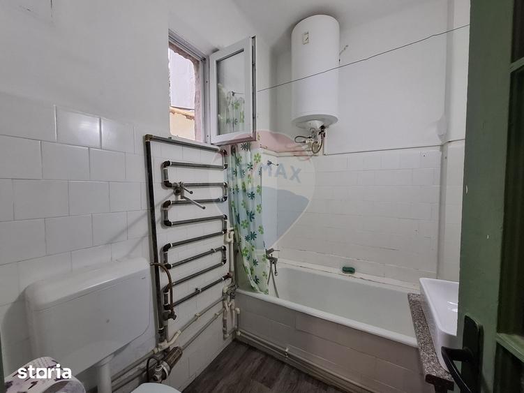 Vanzare casa 2 camere, partial renovata, Bd. Pieptanari - 7