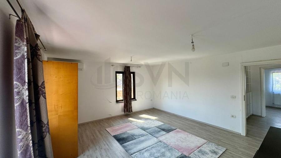 Casă cu 3 camere cu Teren 241 Mp în Tunari