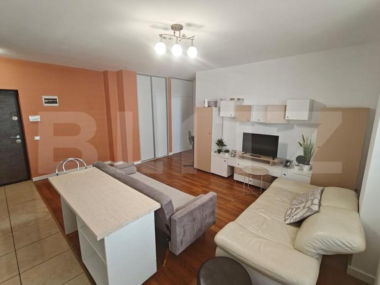 Apartament 2 camere, la cheie, parcare, zona Vivo - 1