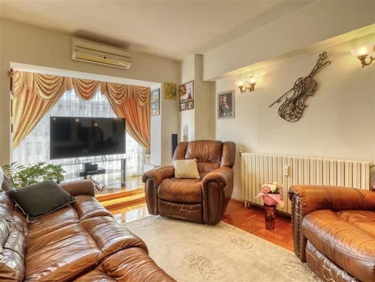 Apartament cu 2 camere decomandat, mobilat în Brâncoveanu