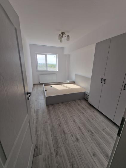 Apartament cu 3 camere decomandat în Brâncoveanu