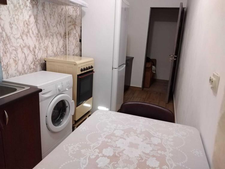 Garsonieră decomandată în Tomești