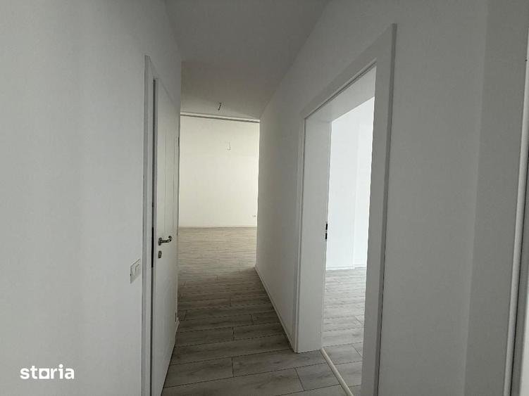 Apartament cu 3 camere în Cetate