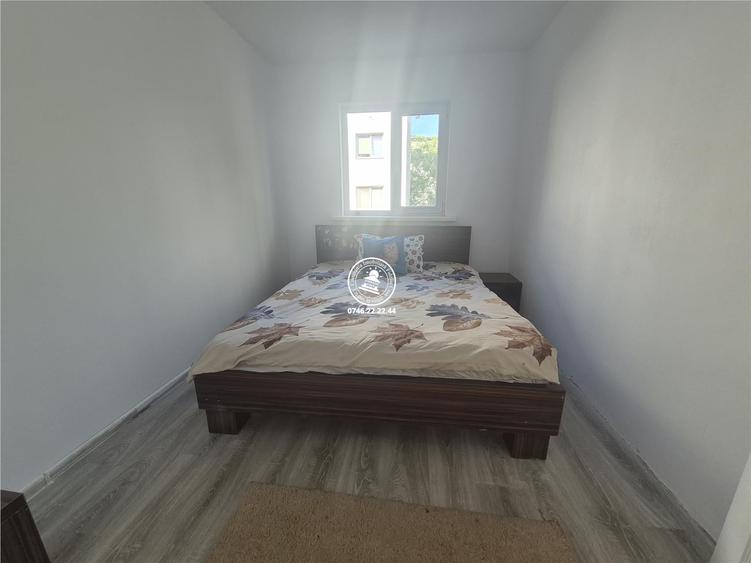 Apartament cu 3 camere decomandat în Dacia