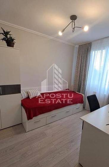 Apartament cu 3 camere decomandat, mobilat în Circumvalațiunii
