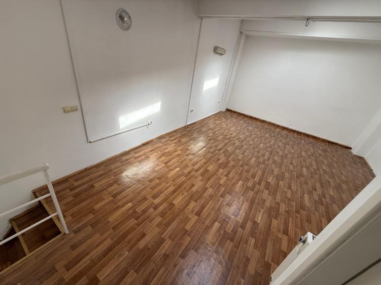 Birou, de 55 mp, în 1 Mai