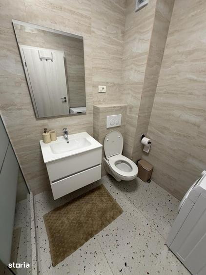 Apartament cu 2 camere decomandat, mobilat în Central