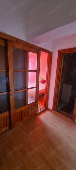 Apartament cu 2 camere decomandat în Exterior Vest