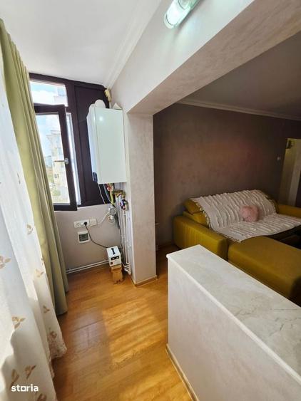 Apartament cu 2 camere decomandat în 9 Mai