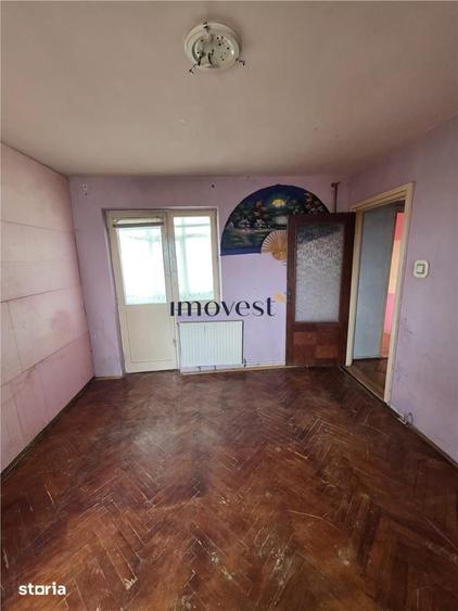 Apartament cu 3 camere decomandat în Micro 15