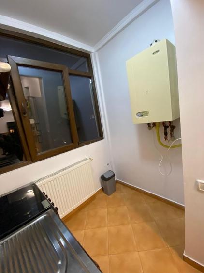 Apartament cu 2 camere decomandat în Ostroveni