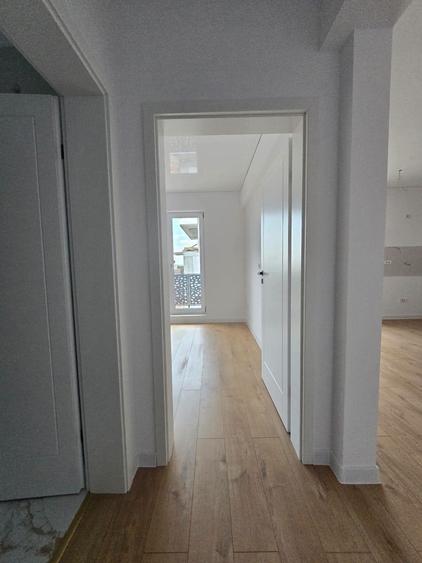 Apartament cu 2 camere semidecomandat în Dobroești