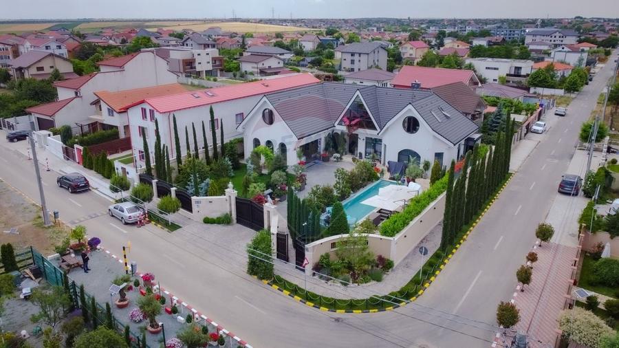 Casă individuală cu 5 camere cu Teren 1000 Mp în Cumpăna