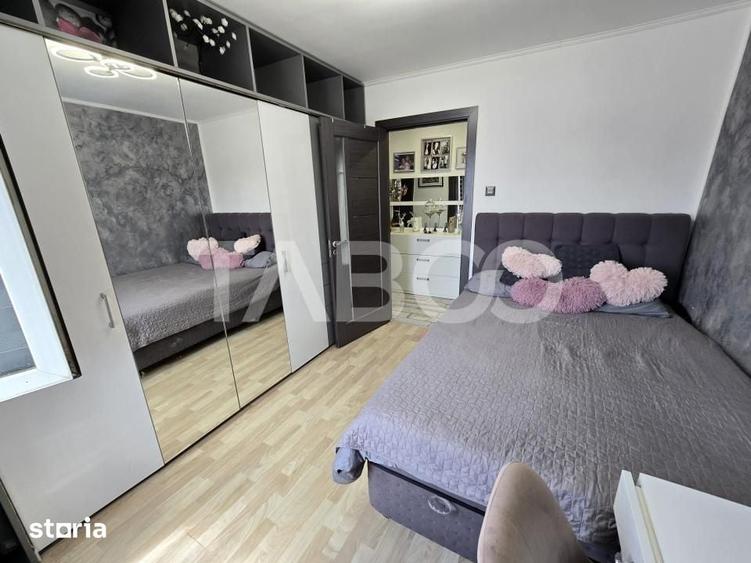 Apartament cu 3 camere decomandat în Trei Stejari